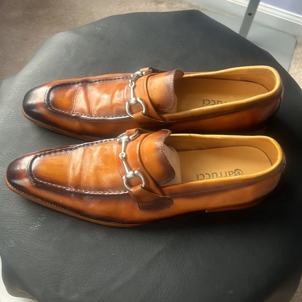Carrucci Loafers Cognac / Burnished Brown Horsebit Buckle Size 11